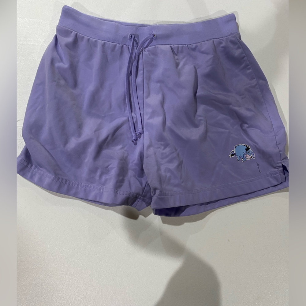 Disney Winnie the Pooh shorts small